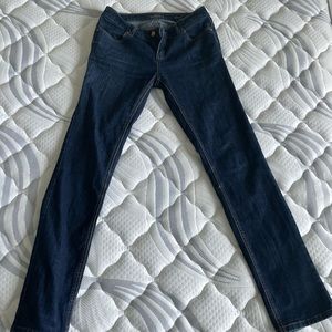 Simply Vera Wang Skinny Jeans size 2